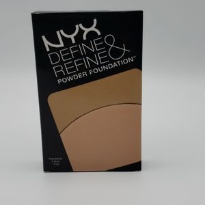 NYX LIGHT DEFINE & REFINE POWDER FOUNDATION
